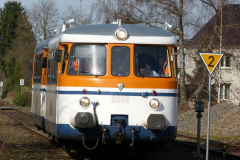 140025