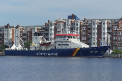 1900083