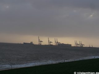 © 2022 – Wilhelmshaven, Jade-Weser-Port, Sturmflut