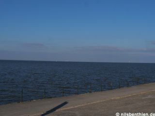 © 2022 – Hooksiel, Außenhafen bei Hochwasser